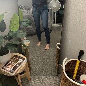 American Eagle Skinny jeans- low rise.